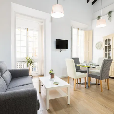 Jacaranda Apartment